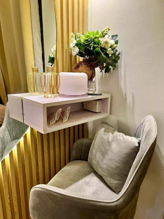 Deluxe Suites Razelles 2 At Shore 2 Residences Tower 1 파사이 외부 사진