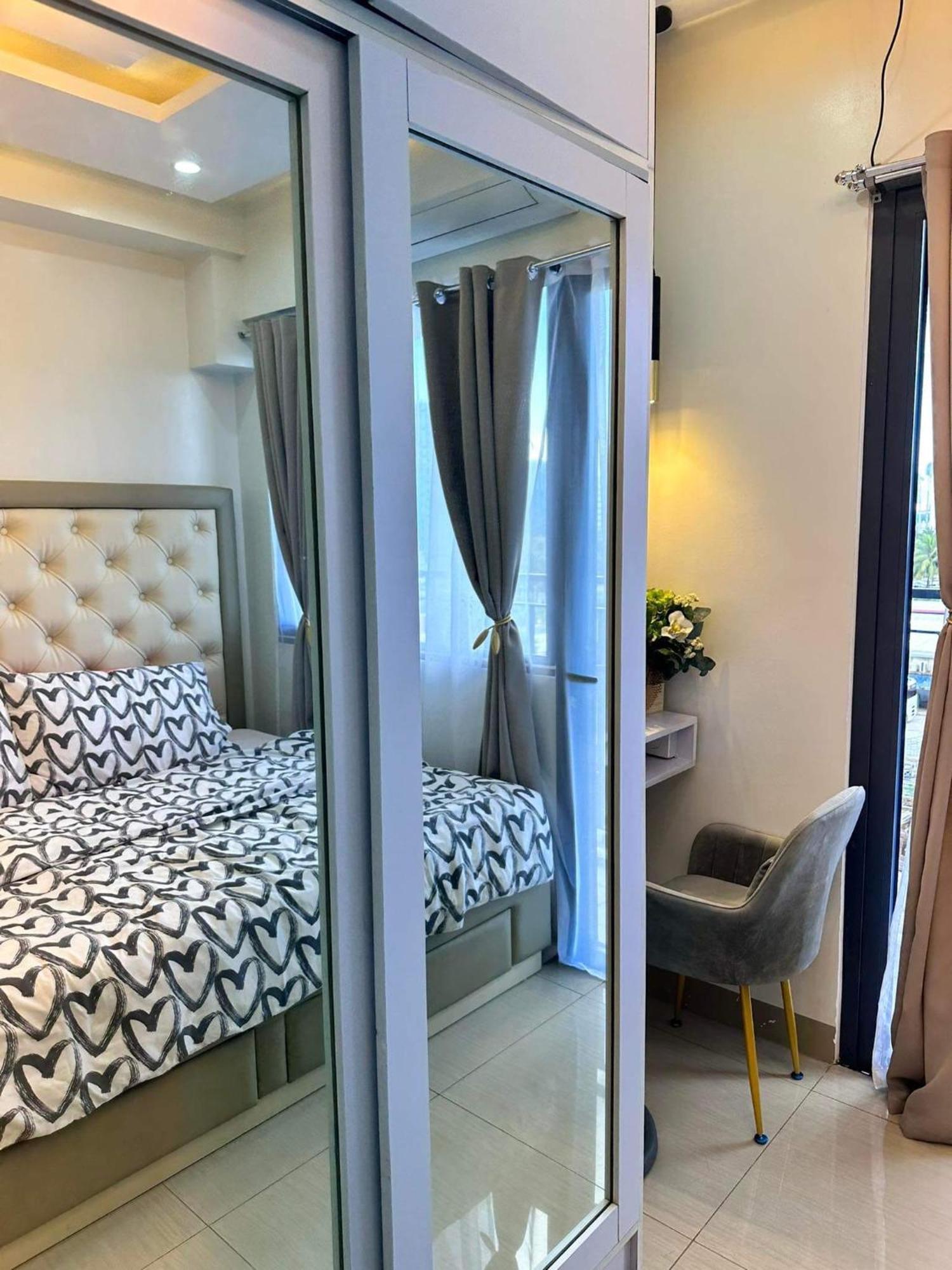 Deluxe Suites Razelles 2 At Shore 2 Residences Tower 1 파사이 외부 사진