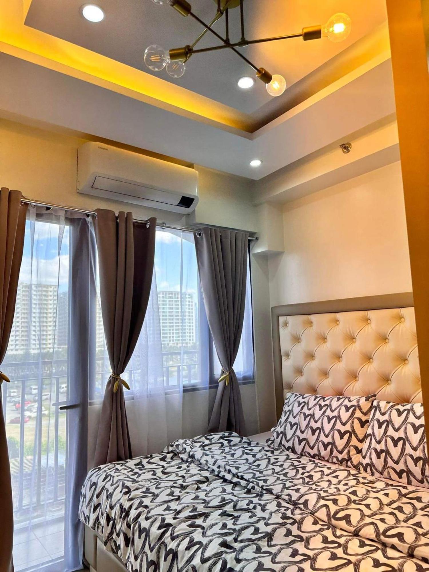 Deluxe Suites Razelles 2 At Shore 2 Residences Tower 1 파사이 외부 사진