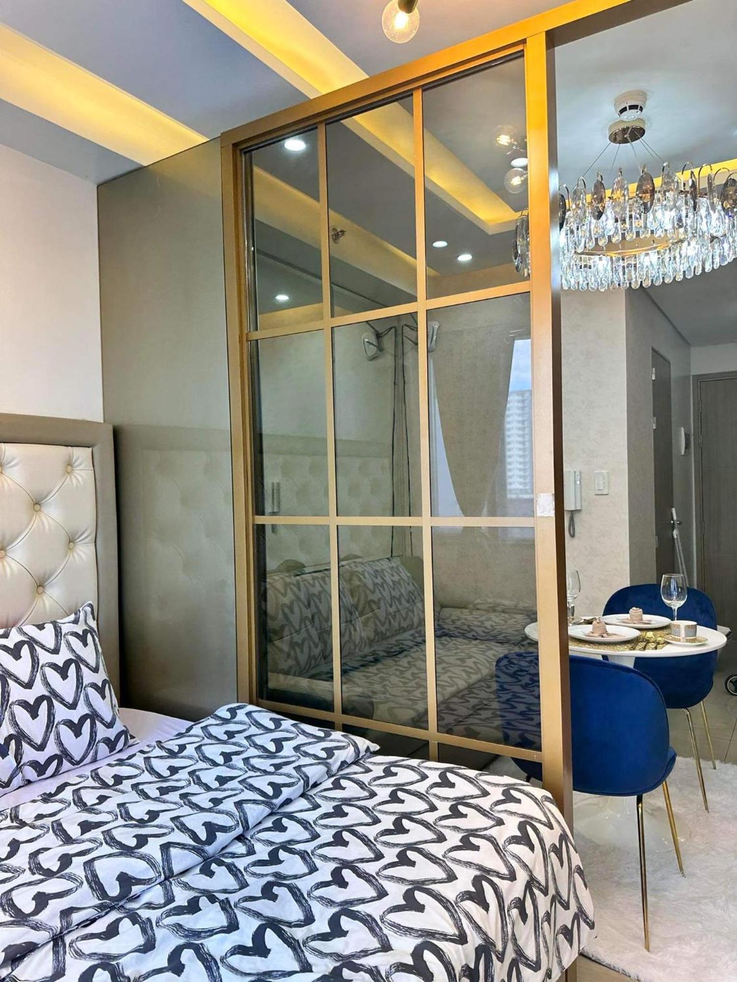 Deluxe Suites Razelles 2 At Shore 2 Residences Tower 1 파사이 외부 사진